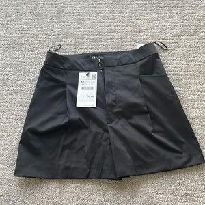 Black shorts xs
